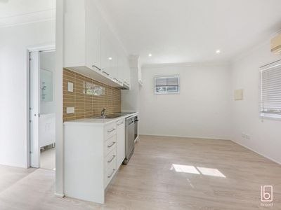 35A Del Rio Dr, Copacabana