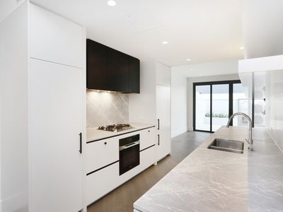 4 / 23 Maple Walk , Moonee Ponds