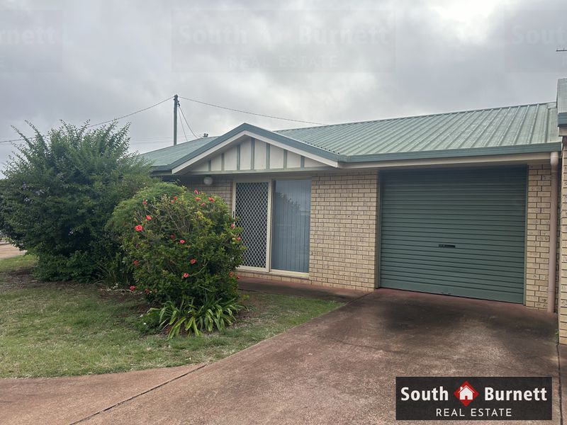 1 / 18 Savoy Court, Kingaroy