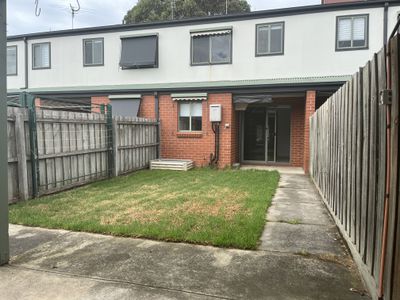 2 / 4-10 Benson Street, Geelong