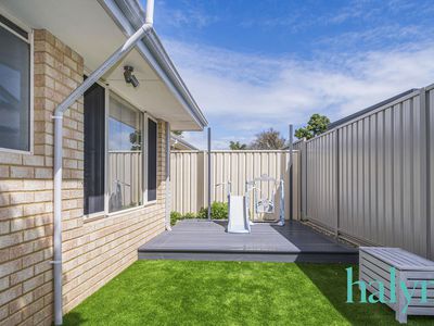 2 / 6 Bruning Road, Manning