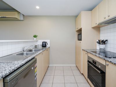 5/14 Waterloo Crescent, East Perth