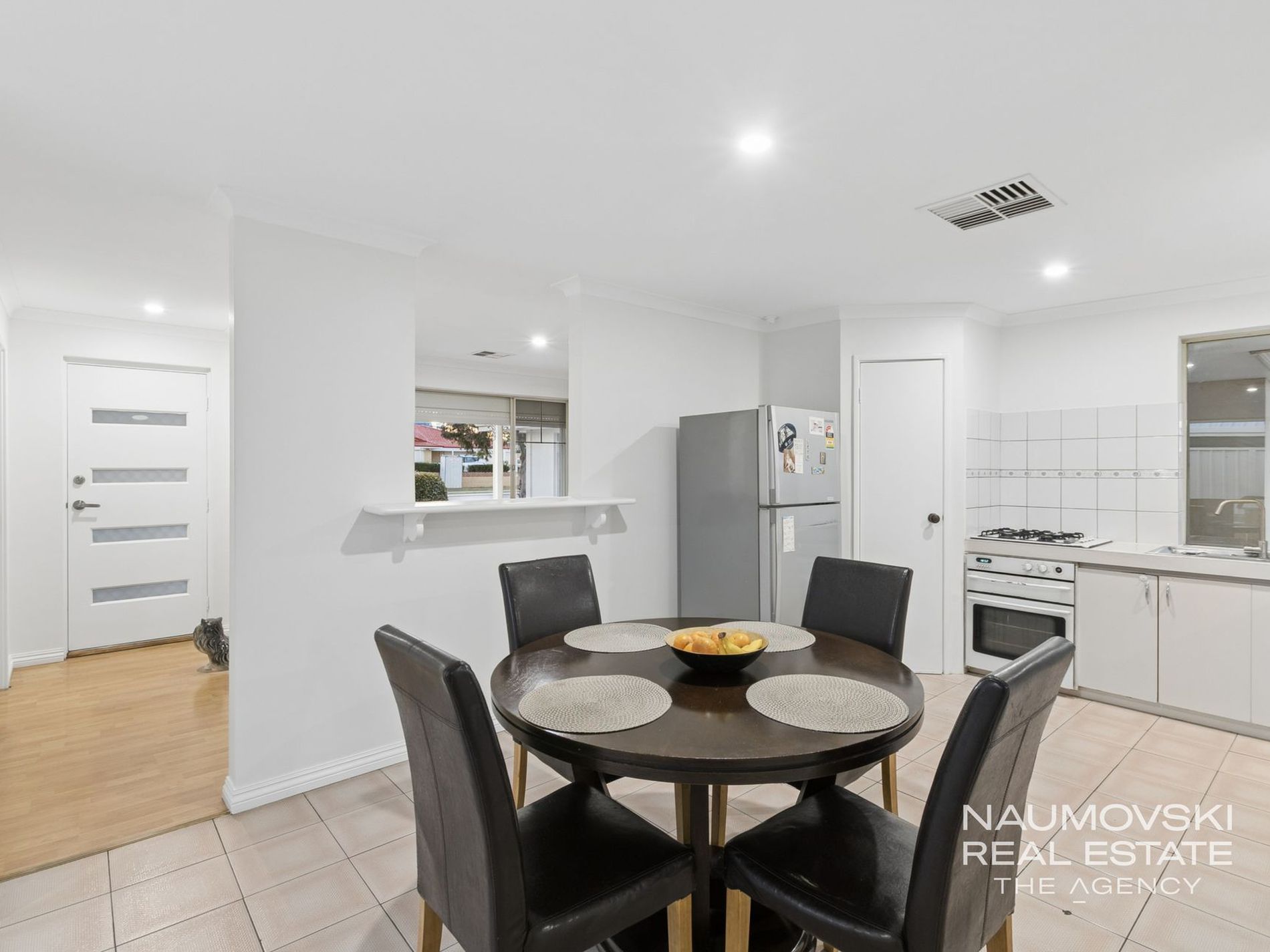 6 Jefferson Drive, Marangaroo