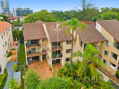 2 / 16 St Kilda Avenue, Broadbeach