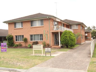 8 / 9 Baird Street, Tuncurry