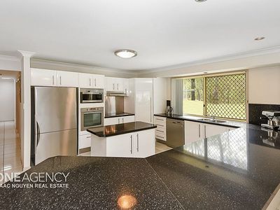 290 Forestdale Drive, Forestdale