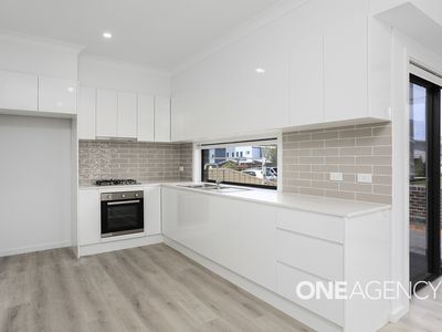 1 / 28 Fisher St, Oak Flats