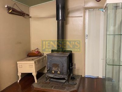 2 Creek Street, Pentland