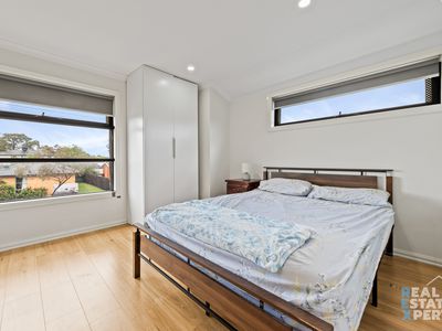 5A Deanswood Road, Hampton Park