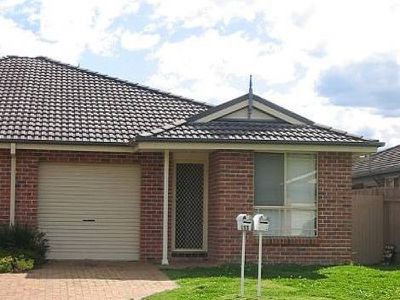 11B Woodview Avenue, Lisarow