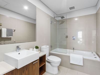 18 / 65 Milligan Street, Perth