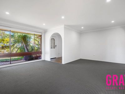 14 Sherry Place, Minchinbury