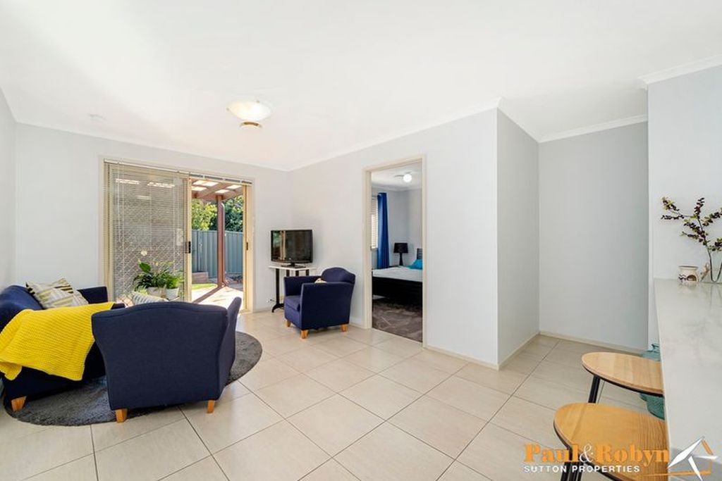 5 Scarfe Close, Gordon