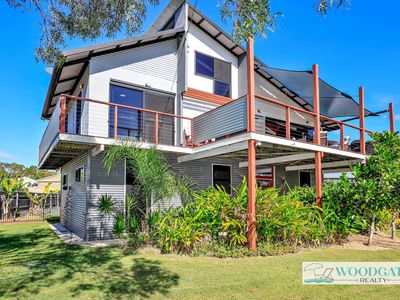 27 MACKEREL STREET, Woodgate