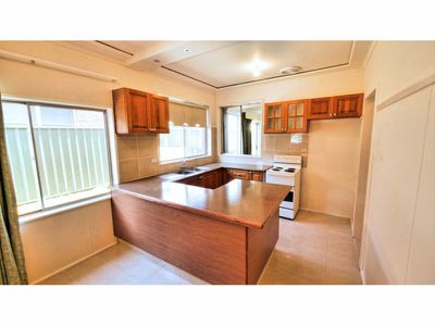 46 Crown Street, Dubbo