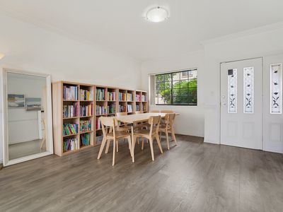 2 / 28-32 Cross St, Guildford