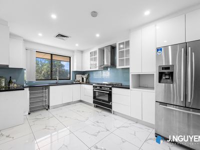 43 Oliveri Crescent, Green Valley