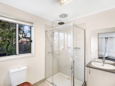 60 Drysdale Cres, Point Cook