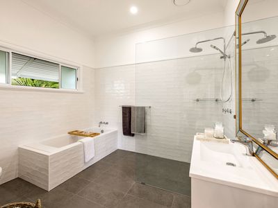 21 BOLAND STREET, Westcourt