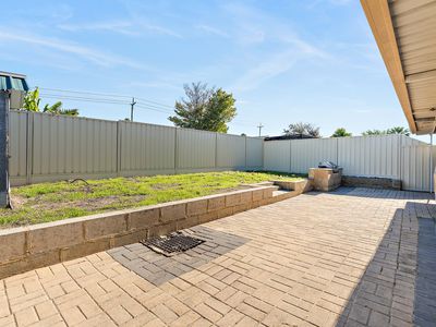 8A Beebin Place, Yangebup