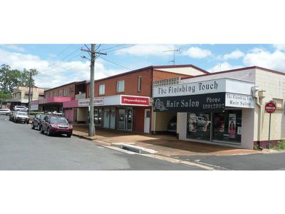 17b Main Street, Atherton