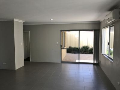 23 Derrington Crescent, Balga