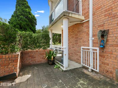 2 / 9 Sir Joseph Banks Street, Bankstown