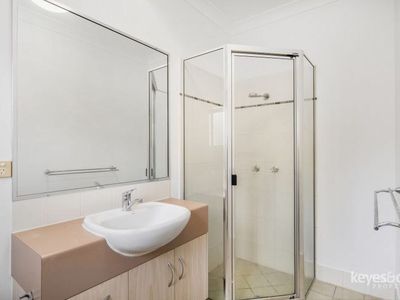 8 Bursaria Court, Douglas