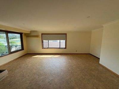 1 / 168 Kembla St Street, Wollongong