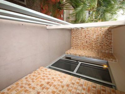 3 / 3 King Street, Urangan