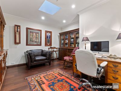 5 / 168 Mounts Bay Road, Perth