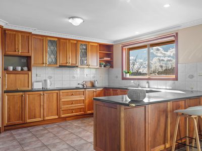 7 Nicole Court, Prospect Vale