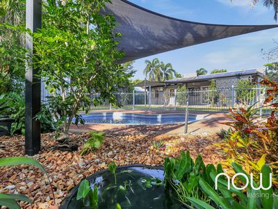 15 Connaught Court, Bakewell