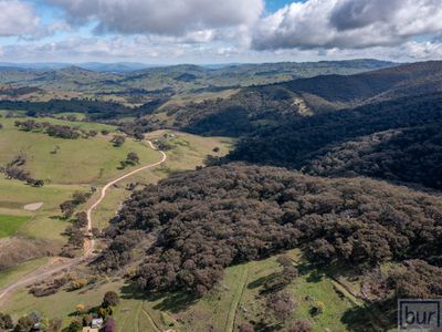 Sirls Road, Bethanga