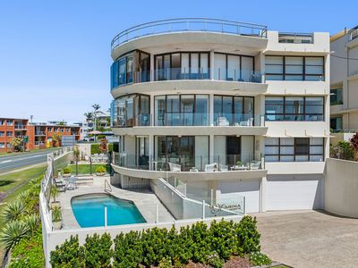 2/18 Marina Walk, Alexandra Headland