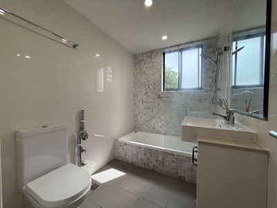 11 / 2 Berry Street, North Sydney