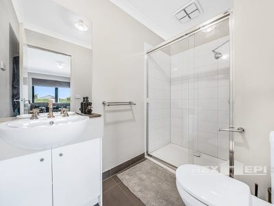 72 Green Gully Road, Clyde