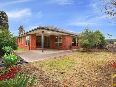 1194 Ison Road, Manor Lakes