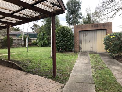 7  Chesney Drive, Ringwood