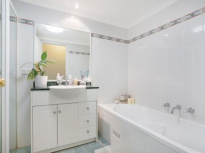 7 / 3A Blackwall Point Road, Abbotsford