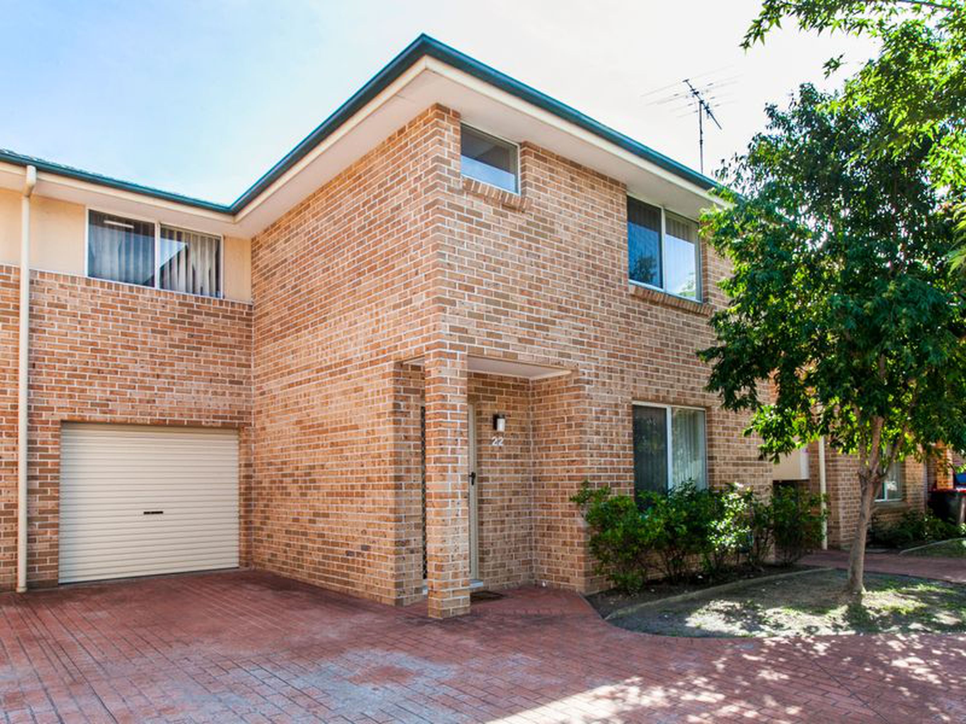 22 / 29-35 Bringelly Road, KINGSWOOD