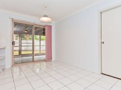 2 / 143 Amarina Avenue, Mooloolaba