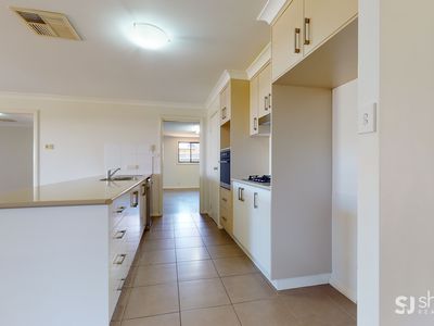 5 Argyle Avenue, Dubbo