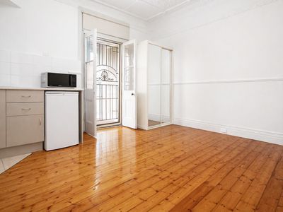 3 / 12 The Boulevarde, Lakemba