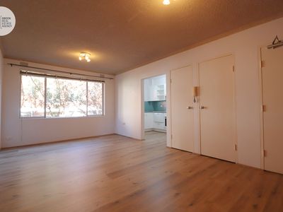 9 / 37 Meadow Crescent, Meadowbank