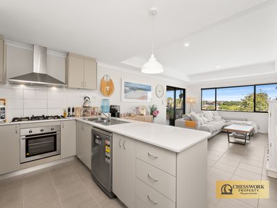 4 / 4 Burnley Way, Butler