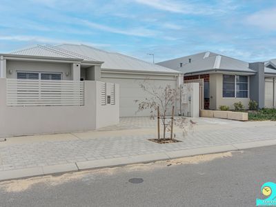 5 Chrysler Approach, Yanchep