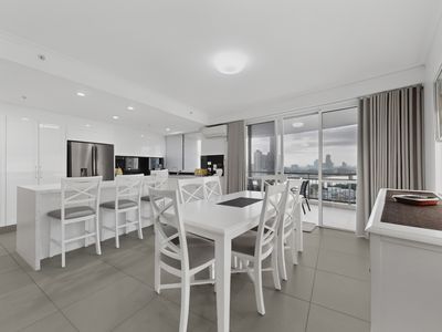 70 / 29-39 Woodroffe Ave, Main Beach