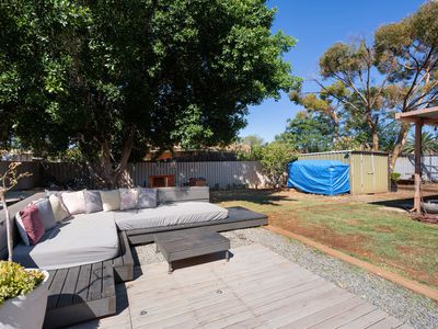 37 Cotter Street North, Hannans