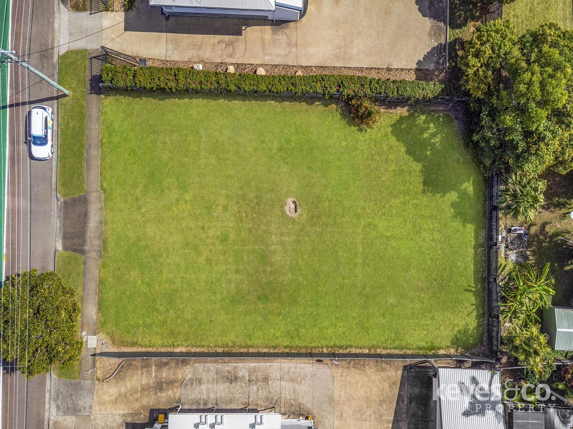 595 Ross River Road, Kirwan